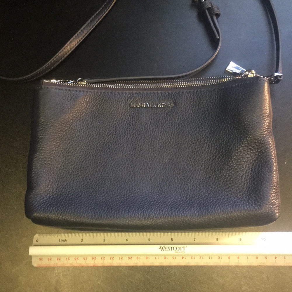 Michael Kors navy pebbled leather purse